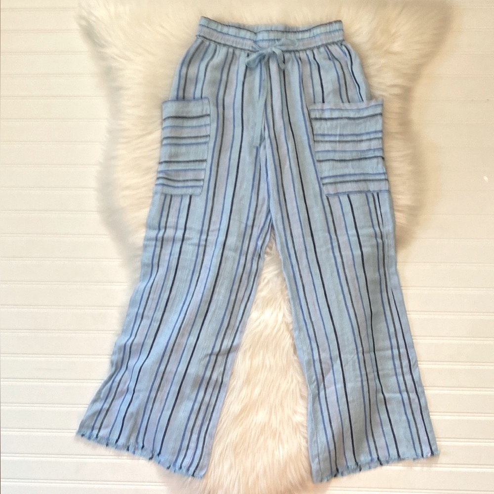 Wide Leg Breezy Linen Cargo Pants - Picture 7 of 7